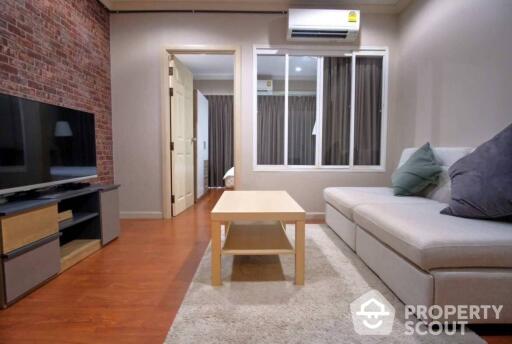 1-BR Condo at Grand Park View Asoke near MRT Sukhumvit