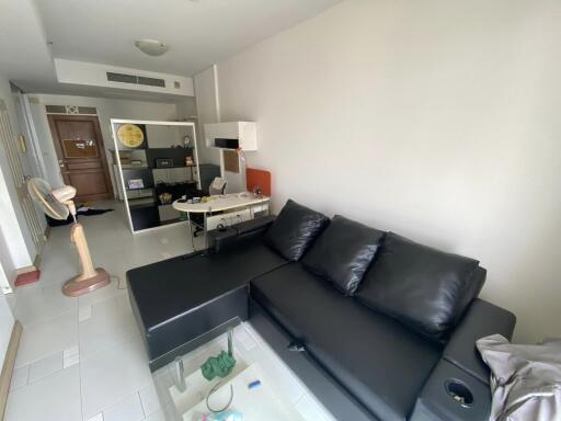 Condo for Rent at Supalai River Place