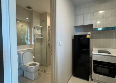 1-BR Condo at Life One Wireless near BTS Phloen Chit