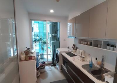 2-BR Condo at Supalai Elite Phayathai near ARL Ratchaprarop