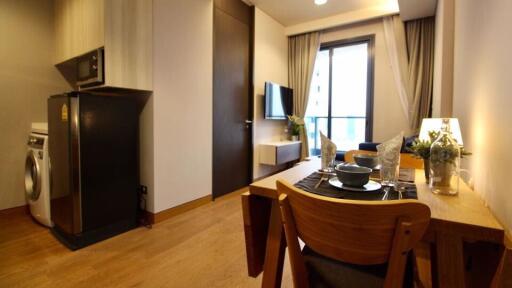 1 bed Condo in The Lumpini 24 Khlongtan Sub District C07463