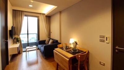 1 bed Condo in The Lumpini 24 Khlongtan Sub District C07463