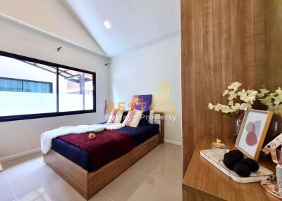 3 Bedrooms Villa / Single House in The Maple Huay Yai H011934