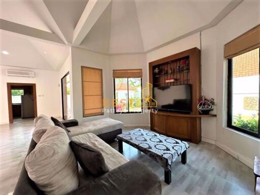 3 Bedrooms Villa / Single House in Pattaya Hill Village 2 East Pattaya H010556