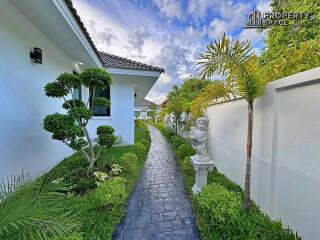 Brand New Luxury 6 Bedroom Pool Villa In East Pattaya For Sale Suitable For Investment Or Big Family!