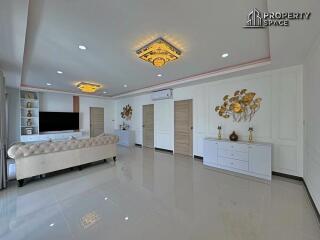 Brand New Luxury 6 Bedroom Pool Villa In East Pattaya For Sale Suitable For Investment Or Big Family!