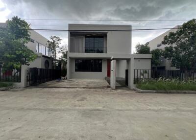 Bangkok Single House Ananda Residence Chalong Krung