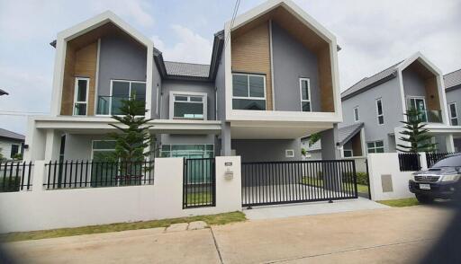 For Sale Pathum Thani Single House Baan Fah Piyarom Nordern Lam Luk Ka
