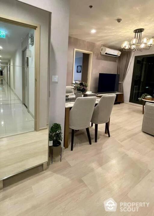 2-BR Condo at Life One Wireless near BTS Phloen Chit