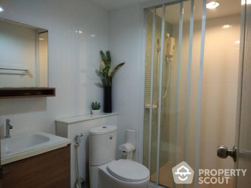 2-BR Condo at The Fine @ River Condominium near BTS Saphan Taksin (ID 509814)