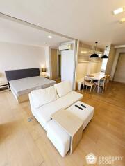 1-BR Condo at Liv @ 49 near BTS Thong Lor