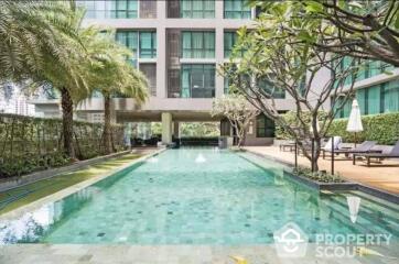 1-BR Condo at The Room Sukhumvit 21 near MRT Sukhumvit