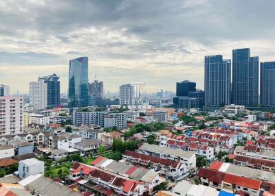 Panoramic view of the city skyline