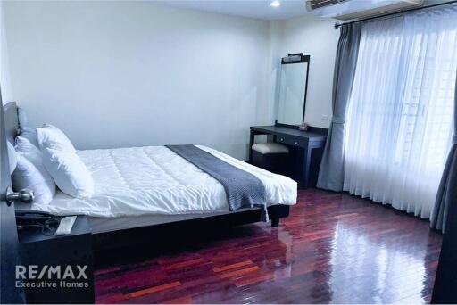 Stunning 2-Bedroom Condo for Rent in Sukhumvit 51 - Spacious & Modern