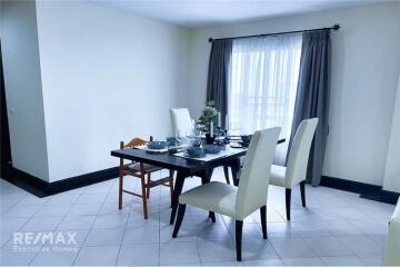 Stunning 2-Bedroom Condo for Rent in Sukhumvit 51 - Spacious & Modern