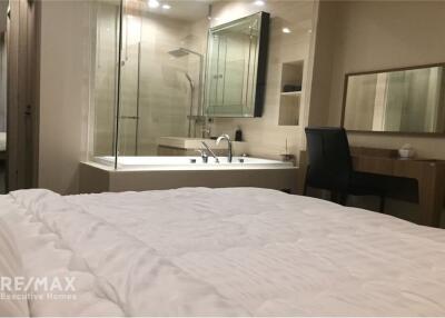 Brand New 1 Bedroom High Floor Condo for Rent at XXXIX by Sansiri, 6 Mins Walk to BTS Phrom Phong