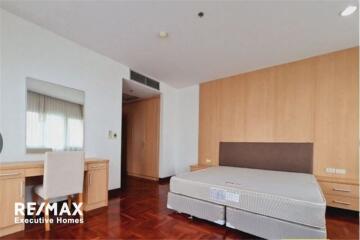 For Rent Pet Friendly 2 Bedrooms in Phrom Phong