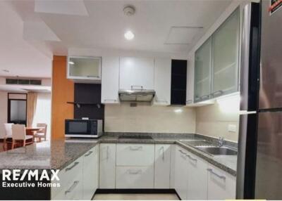 For Rent Pet Friendly 2 Bedrooms in Phrom Phong