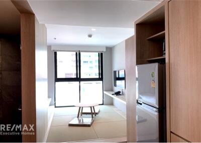 Modern Studio Room in Soi Sukhumvit 26 - Perfect for Live Work Lifestyle
