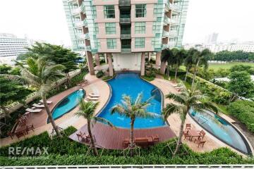 Riverside 2-Bedroom Condo for Rent with 140sqm beside Chao Phraya River