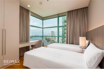 Riverside 3 Bedroom Condo for Rent with Spectacular Chao Phraya River Views