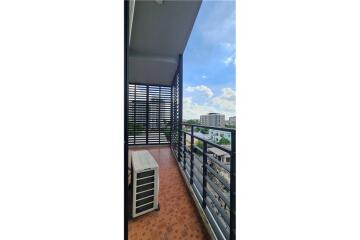 Luxury 7th Floor Condo with Stunning Views for Sale