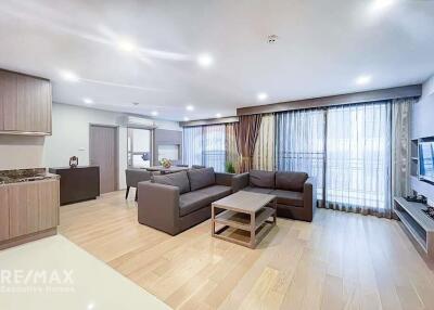 Luxurious 2 Bedrooms Condo in Thonglor with Exceptional Amenities