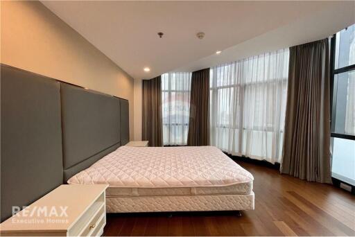 For Rent: Spacious 3-Bedroom Condo in Thonglor, 8 Mins Walk to BTS Station
