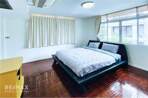 Modern Townhouse for Rent in Prime Phrom Phong Area