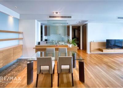 Newly Renovated 2 Bedroom Condo with Park View at The Lakes, 6 Mins Walk to BTS Asok