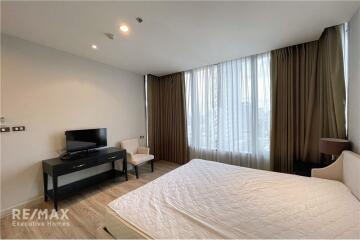 Modern Duplex with 3 Bedrooms near Sathon BTS Chong Nonsi - Ideal Condo Living