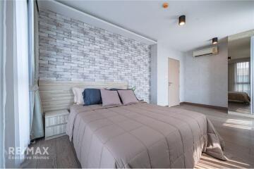 Spacious Triplex Condo with 3 Beds/3Baths  Low Rise  Easy Walk to BTS Bangchak