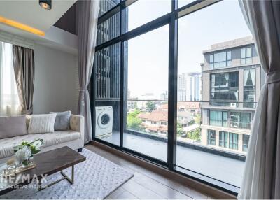 Spacious Triplex Condo with 3 Beds/3Baths  Low Rise  Easy Walk to BTS Bangchak