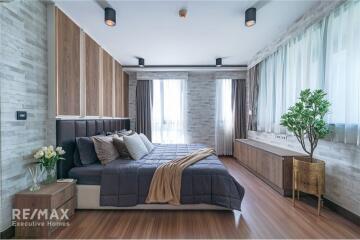 Spacious Triplex Condo with 3 Beds/3Baths  Low Rise  Easy Walk to BTS Bangchak