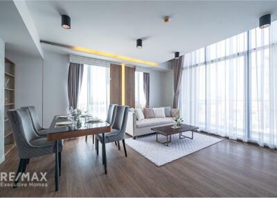 Spacious Triplex Condo with 3 Beds/3Baths  Low Rise  Easy Walk to BTS Bangchak