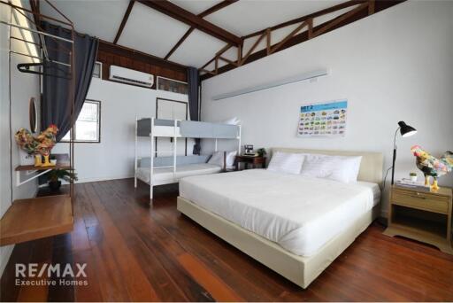 For Rent: Charming Canal House Sukhumvit - Spacious 2-Story Townhouse