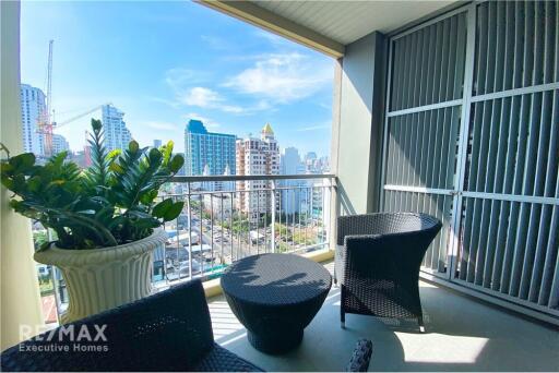 Luxurious Pet-Friendly 4-Bedroom Penthouse Condo for Rent in Sukhumvit 55 BTS Thonglor