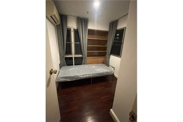 Spacious 21 Bedroom Condo for Rent near BTS Chongnonsi and MRT Lumpini