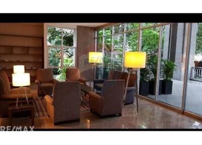 Spacious 21 Bedroom Condo for Rent near BTS Chongnonsi and MRT Lumpini