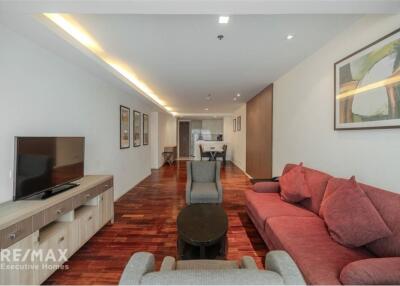 Luxurious High-Floor 2 Bedroom Condo for Rent in Sukhumvit 20 - Newly Renovated