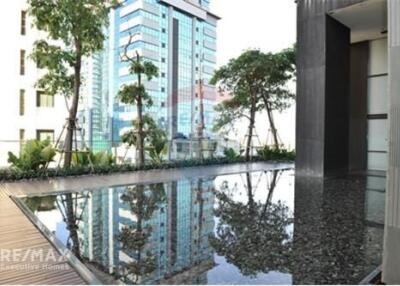 Luxurious Penthouse Duplex with Private Pool  4 Bedrooms  64th Floor  Stunning River View at The Met  Condo near BTS Chong Nonsi