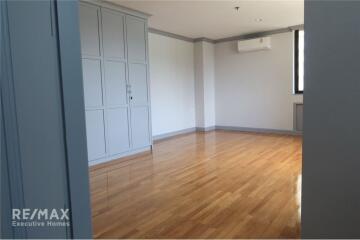 For Rent: Spacious Condo in Ruamsuk, Sukhumvit Soi 26