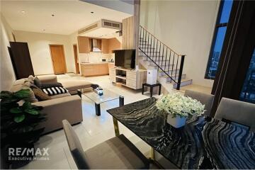 For Rent: Spacious Duplex Condo near BTS Phrom Phong (14 mins walk) - Sukhumvit 24