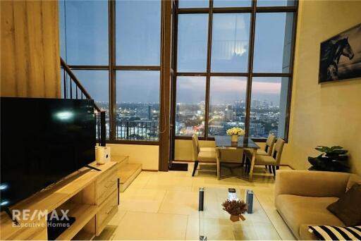 For Rent: Spacious Duplex Condo near BTS Phrom Phong (14 mins walk) - Sukhumvit 24