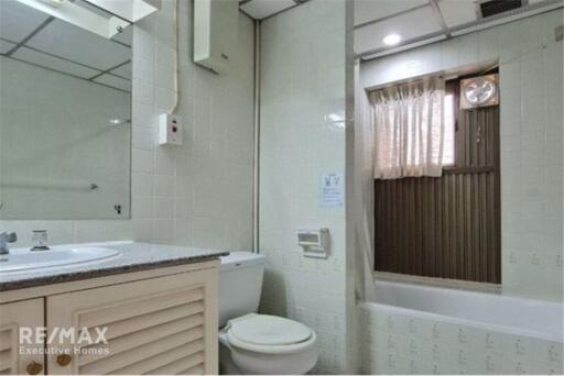 Pet Friendly 3 Bedroom Low Rise Condo for Rent in Sukhumvit