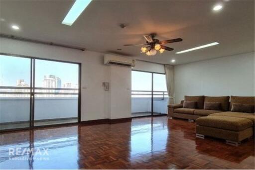 Pet Friendly 3 Bedroom Low Rise Condo for Rent in Sukhumvit