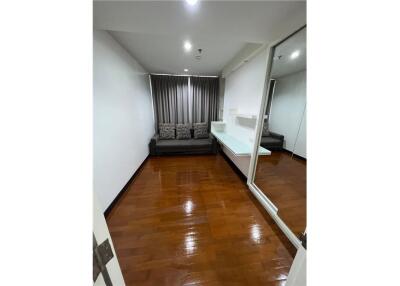 Spacious 3 Bedroom Corner Unit with Stunning Views at Grand Langsuan Condo, 9 Mins Walk to BTS Chit Lom