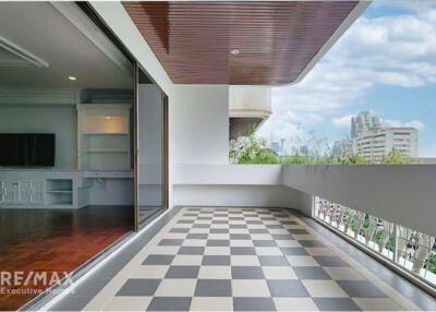 Spacious & Homely 3BR Condo for Rent Near NIST International School in Asoke