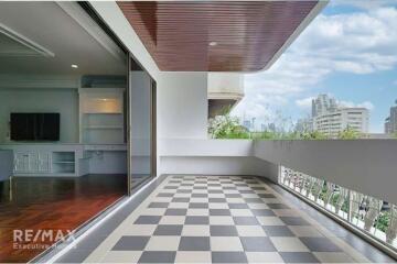 Spacious & Homely 3BR Condo for Rent Near NIST International School in Asoke