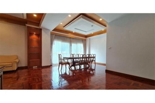 Pet Friendly 3-Bedroom Condo for Rent Near BTS Nana